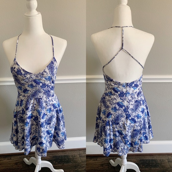 Lulus Dresses & Skirts - Lulu’s Strappy Mini Dress